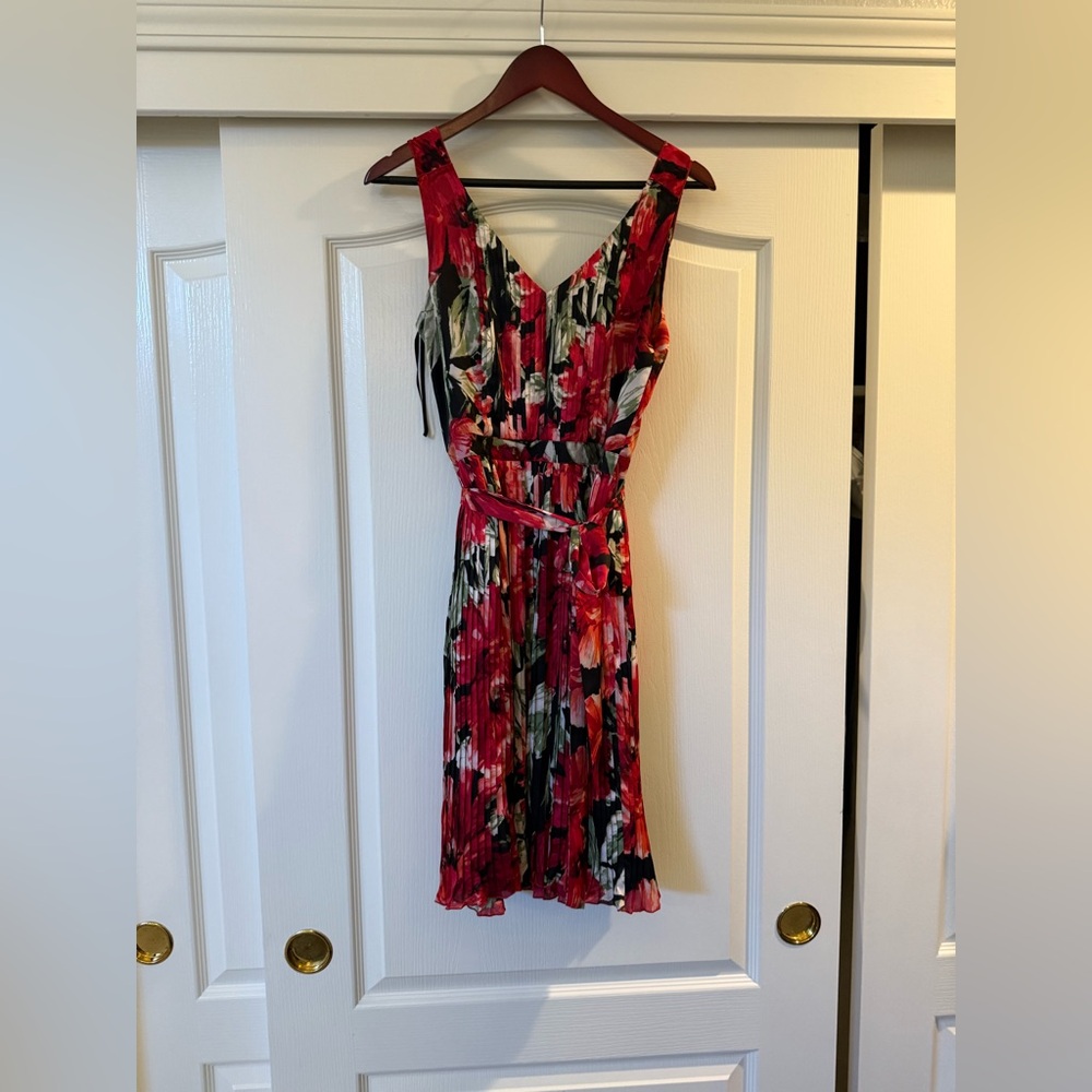 White House Black Market Dress Size 6
